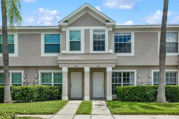 $2,050 | 632 Kensington Lake Circle, Unit 632, Brandon, FL 33511