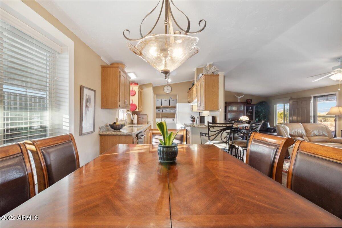 1762 South Goldfield Road Apache Junction, AZ 85119 - Photo 7 of 32 Eat-in Kitchen