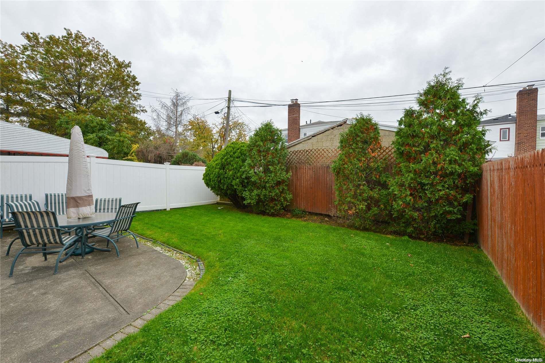 64-28 137th Street Queens, NY 11367 - Photo 4 of 21