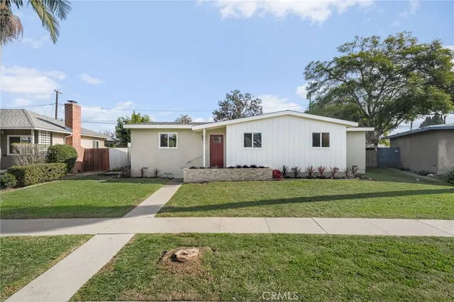 $1,070,000 | 2306 Carfax Avenue, Long Beach, CA 90815