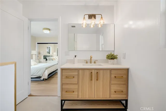 $1,070,000 | 2306 Carfax Avenue, Long Beach, CA 90815