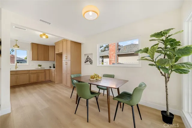 $1,070,000 | 2306 Carfax Avenue, Long Beach, CA 90815