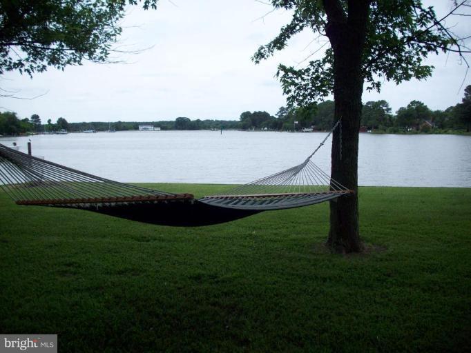 6758 Edge Road Royal Oak, MD 21662 - Photo 3 of 8 Sun or shade offered at the waters edge!