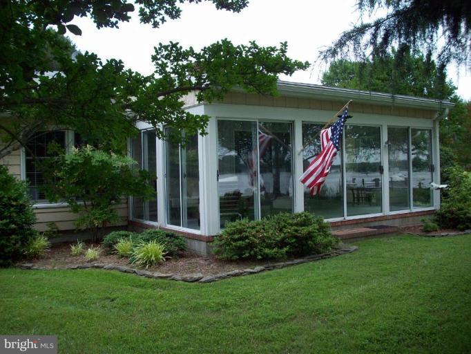 6758 Edge Road Royal Oak, MD 21662 - Photo 4 of 8 Sunroom captures the 180 degree views!