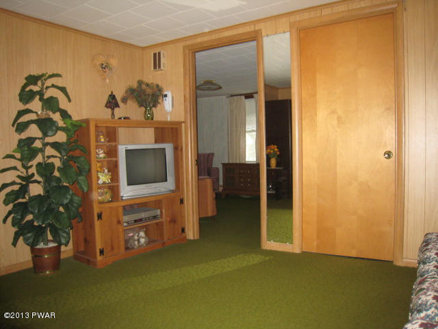786 Ridge Street Honesdale, PA 18431 - Photo 9 of 22