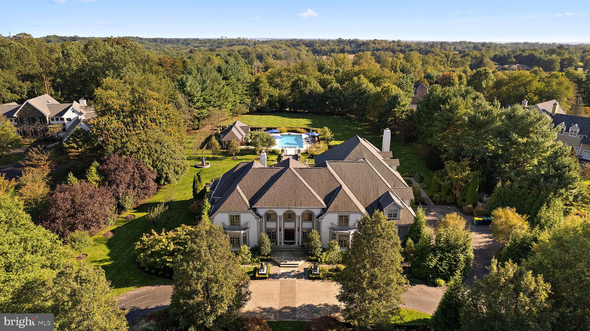 Welcome to 11 Summit Lane