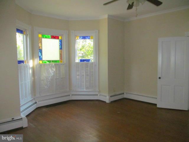 205 Central Avenue Ridgely, MD 21660 - Photo 10 of 10 Living Room