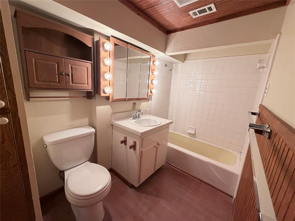 403 North Reagan Street Hamilton, TX 76531 - Photo 11 of 20