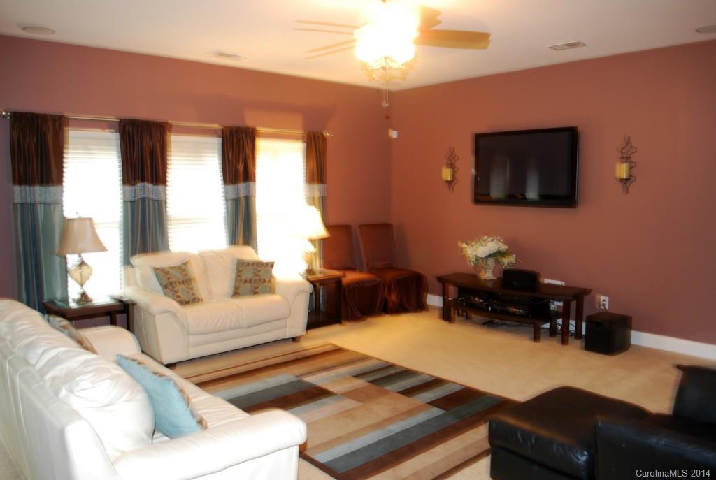 508 Buttercup Way Fort Mill, SC 29715 - Photo 2 of 21 Gallery Image 2