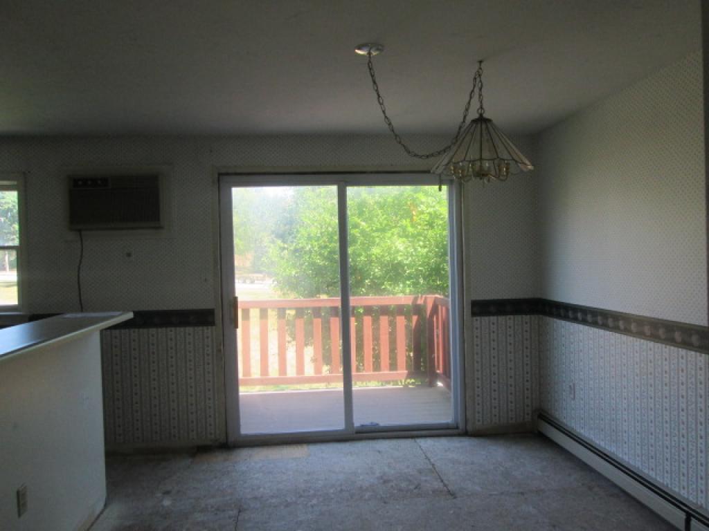 358 Circle Road, Unit 358 Manchester, NH 03103 - Photo 2 of 10