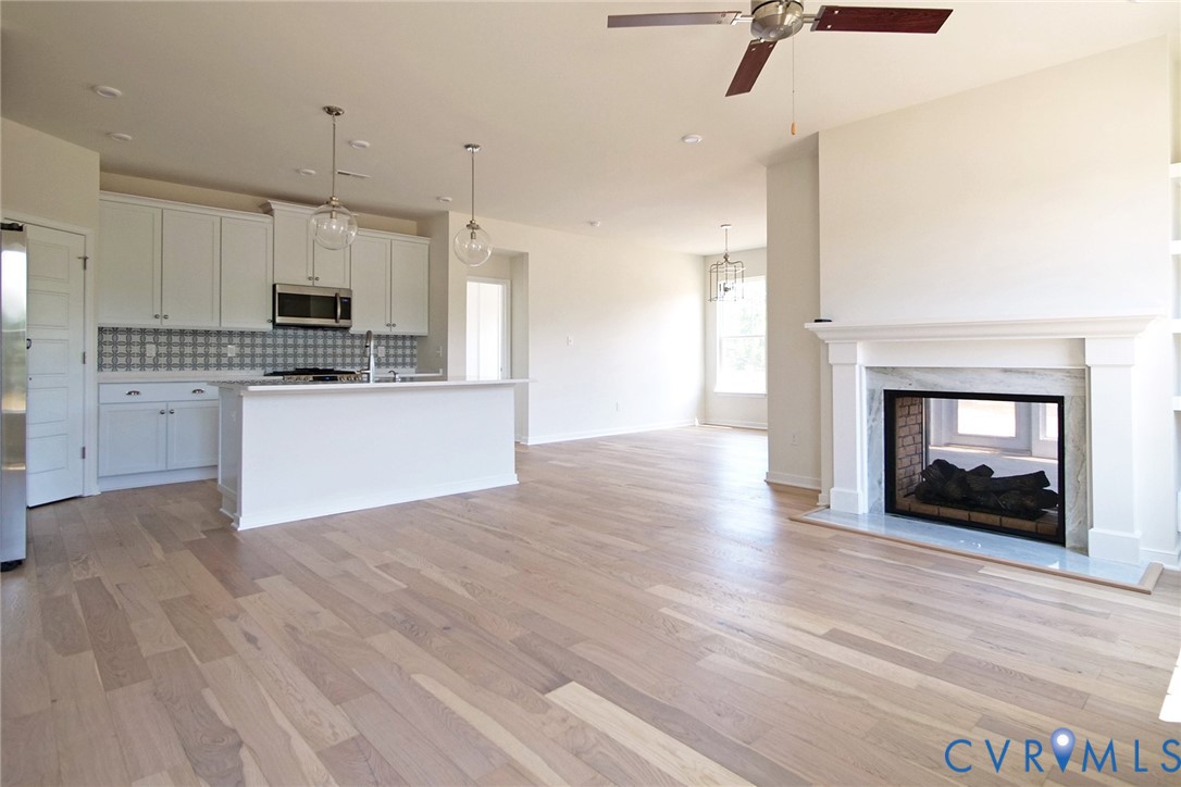 2 Canoe Pointe Loop, Unit 345 Moseley, VA 23120 - Photo 2 of 19