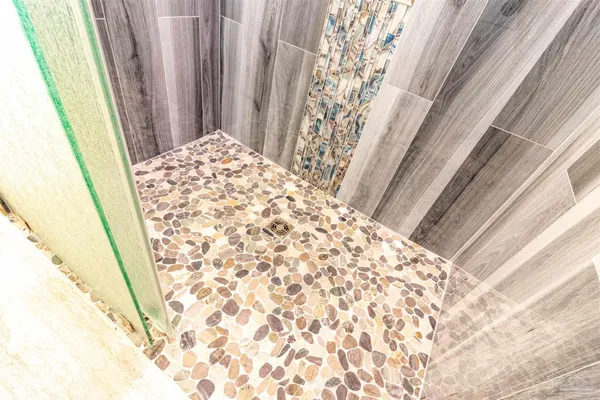 $1,100,000 | 5870 Saratoga Drive, Crestview, FL 32536