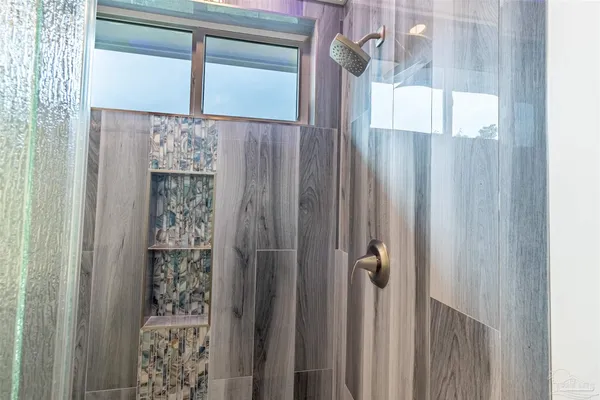 $1,100,000 | 5870 Saratoga Drive, Crestview, FL 32536