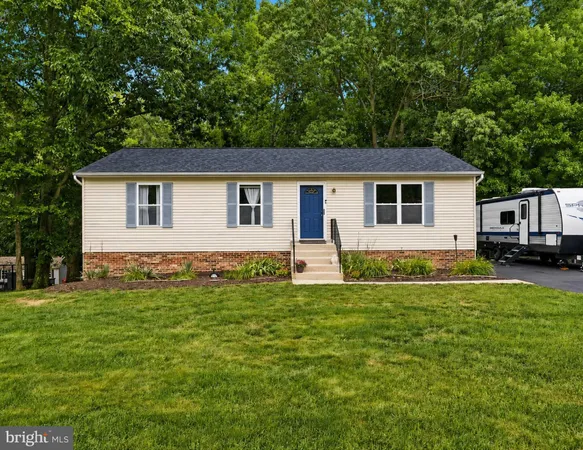 $379,900 | 7860 Pine Boulevard, Lusby, MD 20657