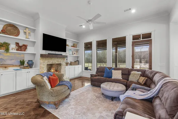 $699,000 | 115 Crossview Place, Brandon, MS 39047