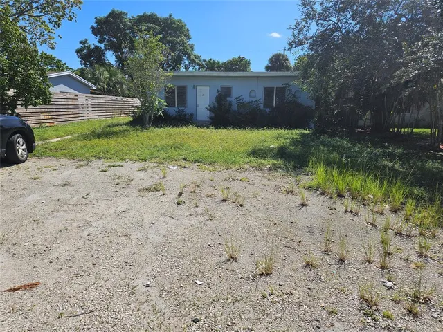 $700,000 | 406 Southwest 10th Street, Fort Lauderdale, FL 33315