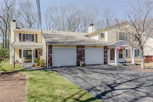 $470,000 | 34 Eagle Run, Unit C, Warwick, RI 02818