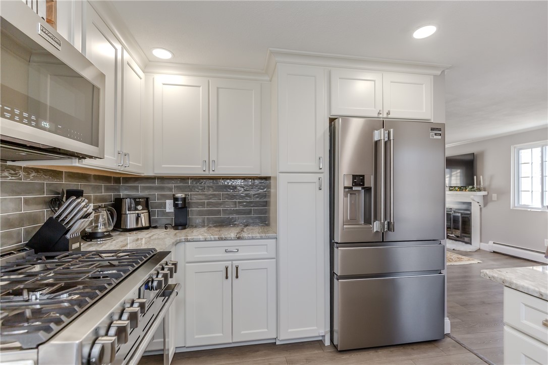 34 Eagle Run, Unit C Warwick, RI 02818 - Photo 14 of 29 Kitchen