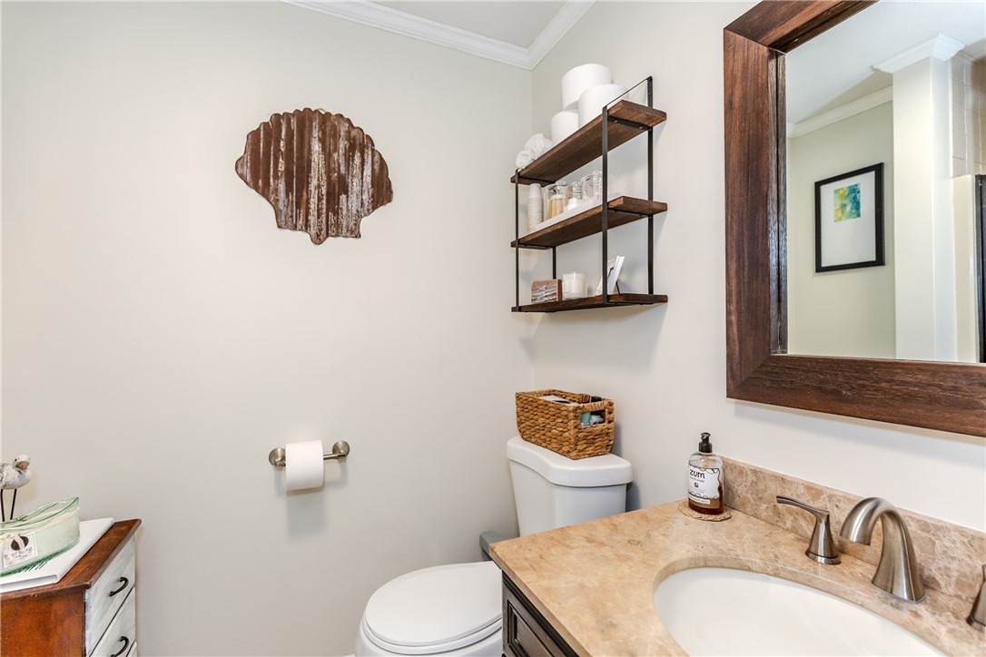 34 Eagle Run, Unit C Warwick, RI 02818 - Photo 20 of 29 Guest/full bath
