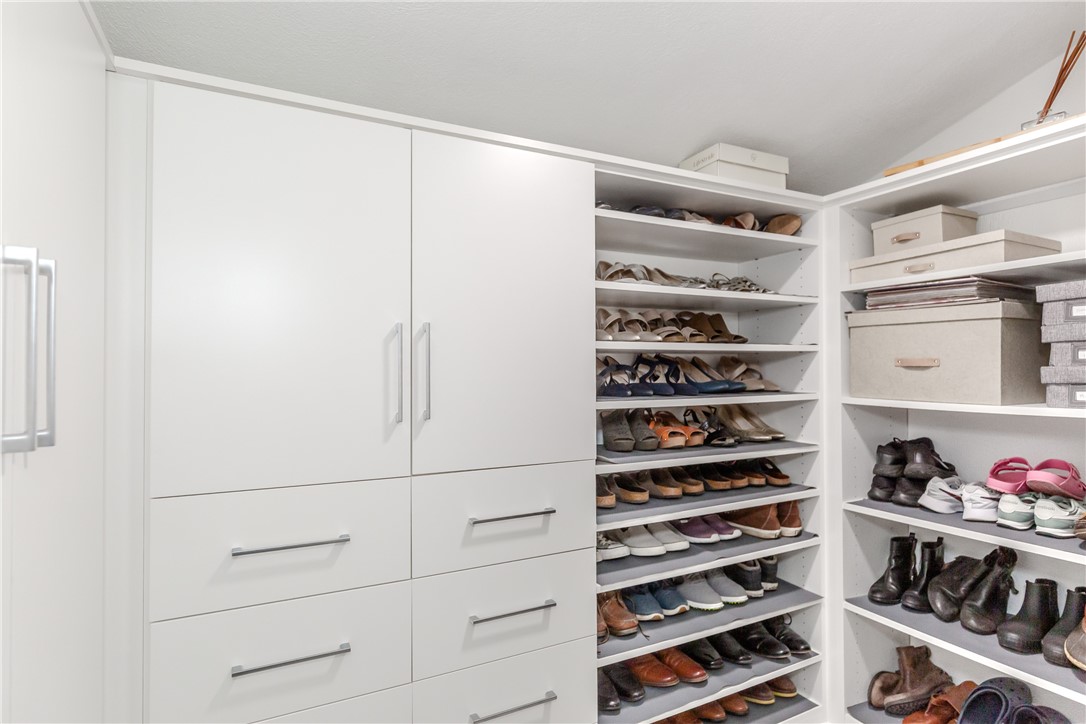 34 Eagle Run, Unit C Warwick, RI 02818 - Photo 26 of 29 Custom closet