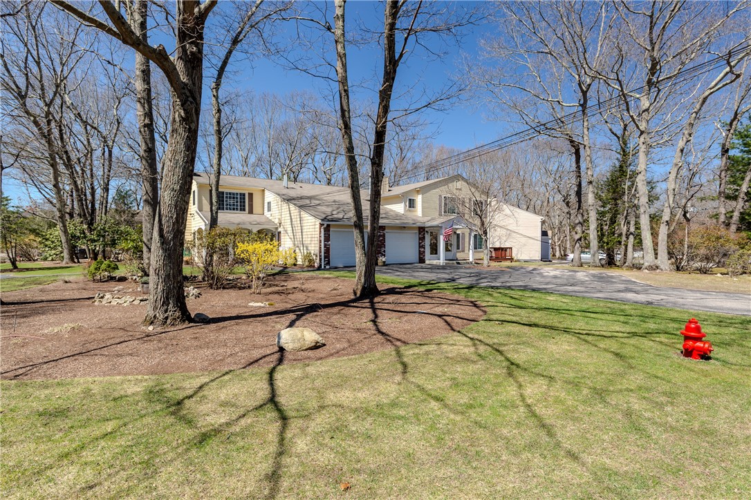 34 Eagle Run, Unit C Warwick, RI 02818 - Photo 28 of 29 Property grounds