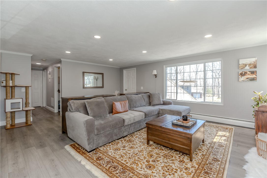 34 Eagle Run, Unit C Warwick, RI 02818 - Photo 4 of 29 Living room