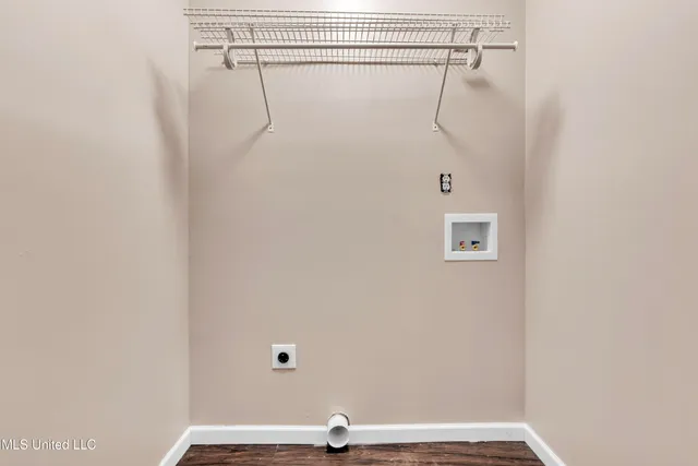 $210,000 | 656 Coleman Avenue, Holly Springs, MS 38635