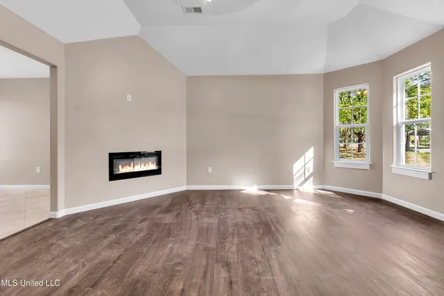 $210,000 | 656 Coleman Avenue, Holly Springs, MS 38635