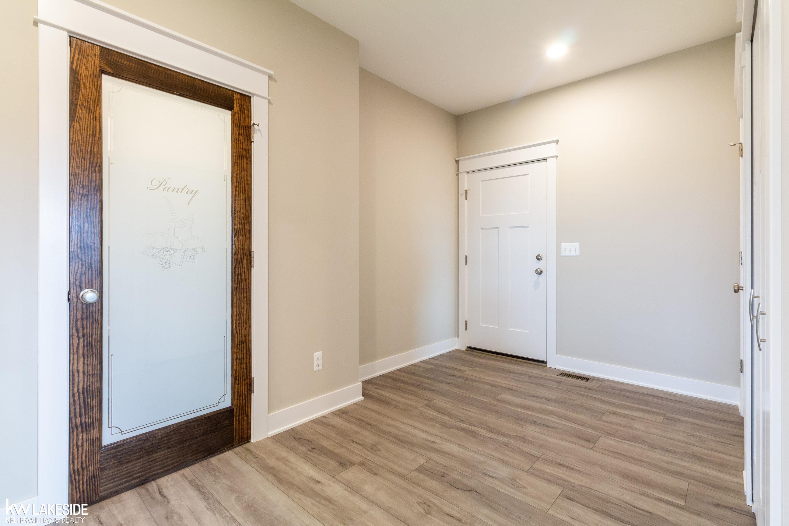 21924 Armada Center Road Armada, MI 48005 - Photo 17 of 55 50125311-16.JPG