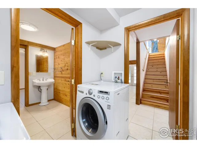 $765,000 | 417 Cedar Drive, Lyons, CO 80540