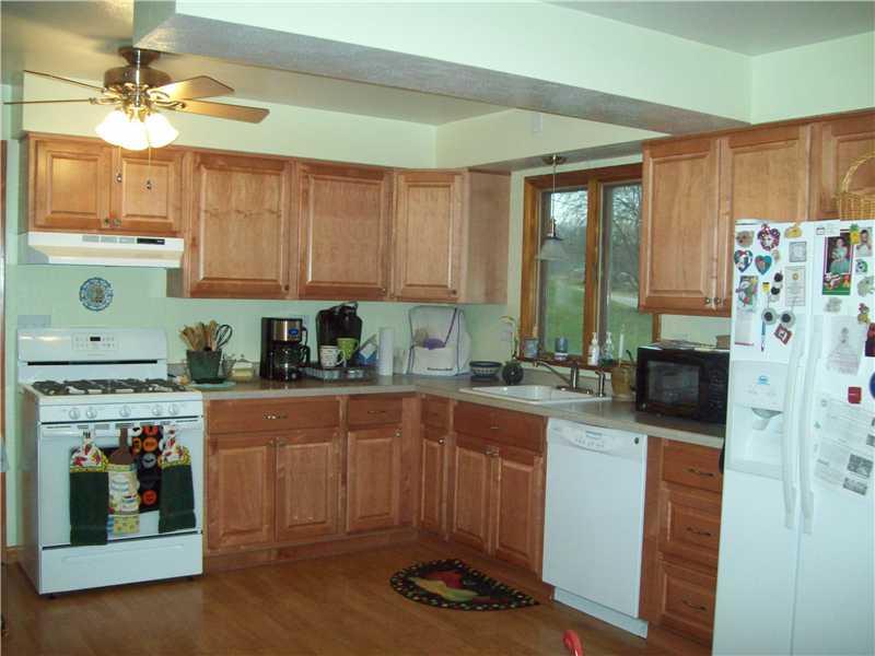 344 Pine Run Road Fombell, PA 16123 - Photo 5 of 14 Kitchen.