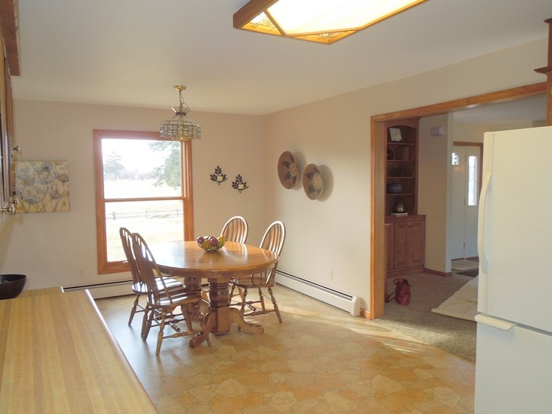 17424 Lochner Road Spencerville, IN 46788 - Photo 9 of 30 Gallery Image 9