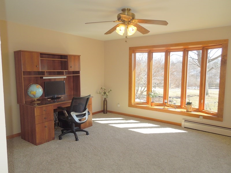 17424 Lochner Road Spencerville, IN 46788 - Photo 10 of 30 Gallery Image 10
