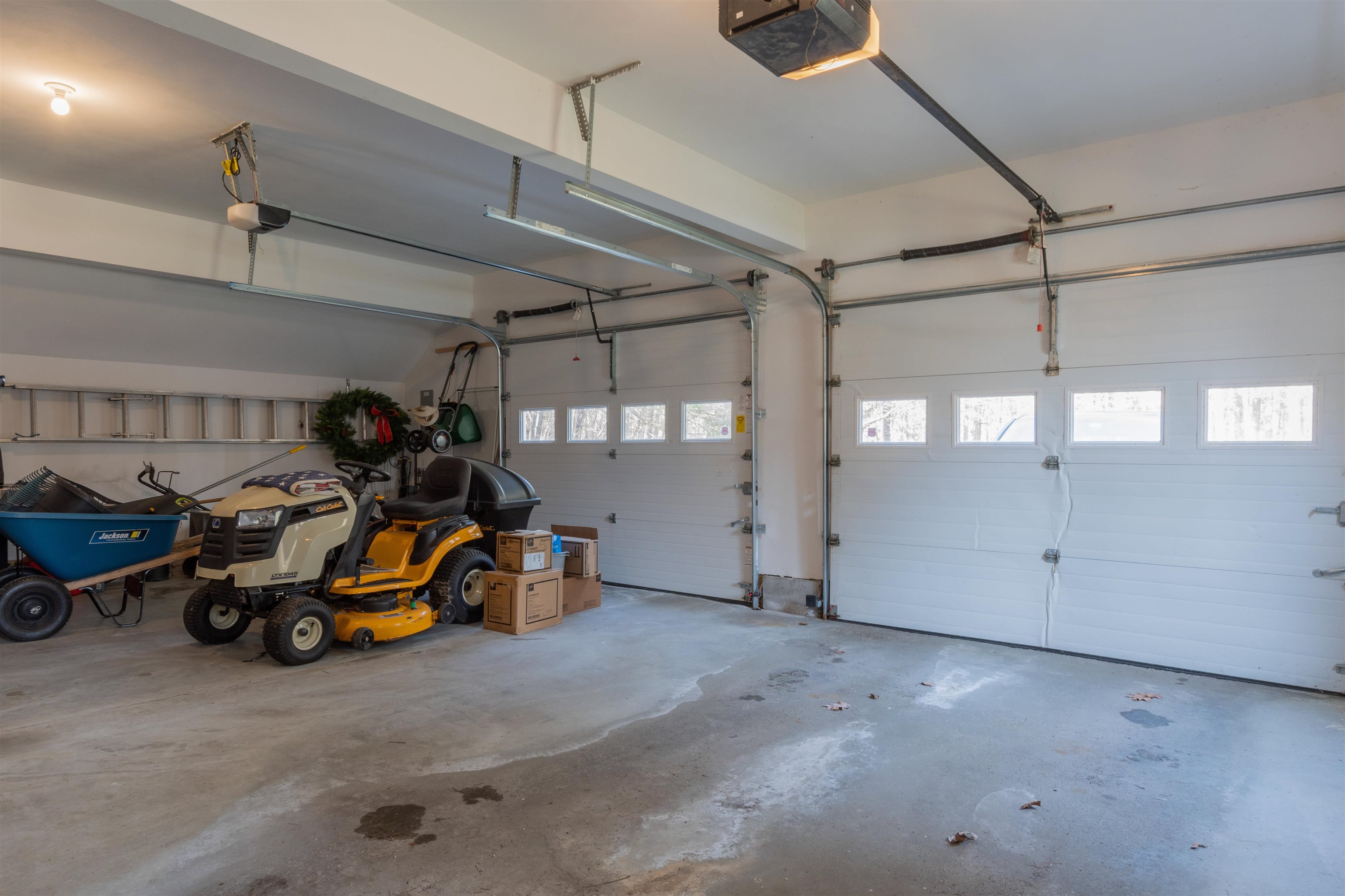 7 A Stearns Road Amherst, NH 03031 - Photo 25 of 34