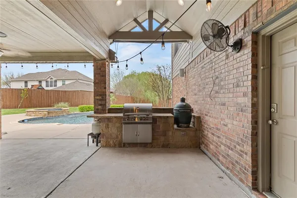 $689,000 | 613 Windward Drive, Murphy, TX 75094