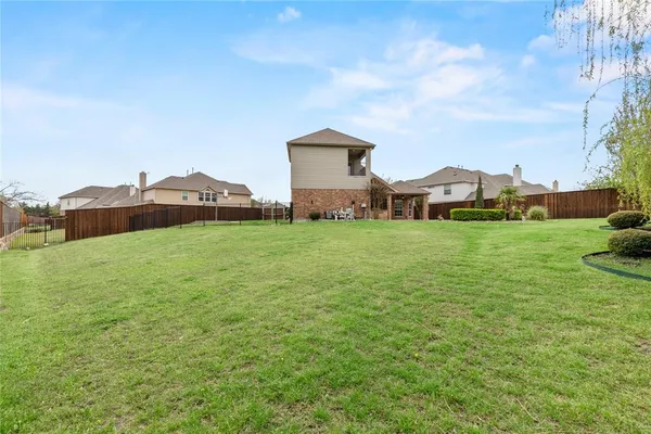 $689,000 | 613 Windward Drive, Murphy, TX 75094