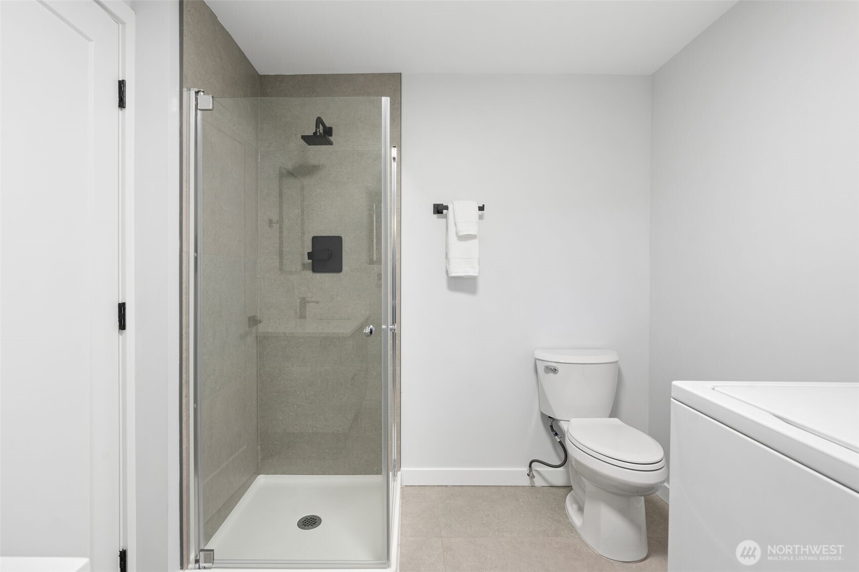 12351 Southeast 96th Place Renton, WA 98056 - Photo 34 of 40