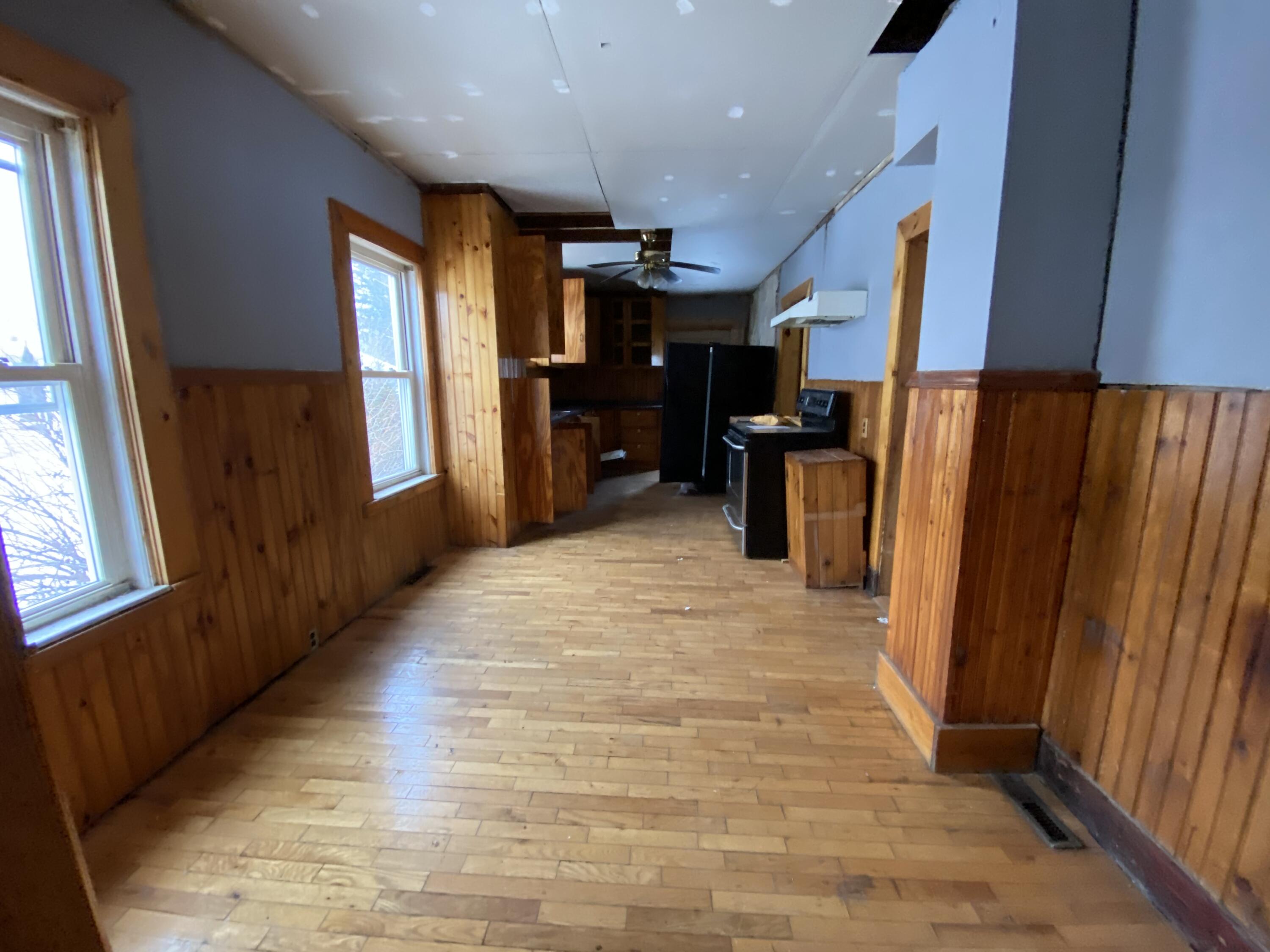 1739 Main Street Mapleton, ME 04757 - Photo 23 of 35 1739 Main St Mapleton 1-28-2021 (29)