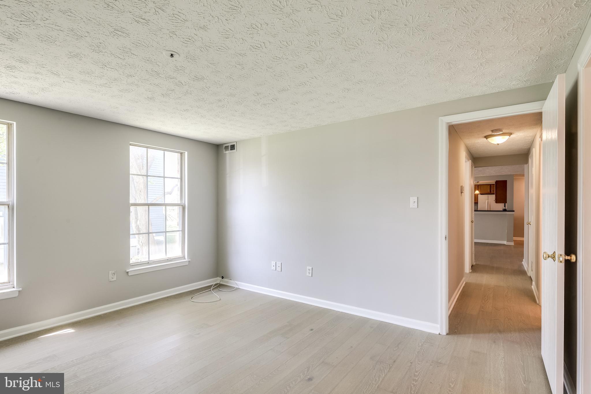 6375 Greenfield Road, Unit 1504 Elkridge, MD 21075 - Photo 13 of 27 Master bedroom