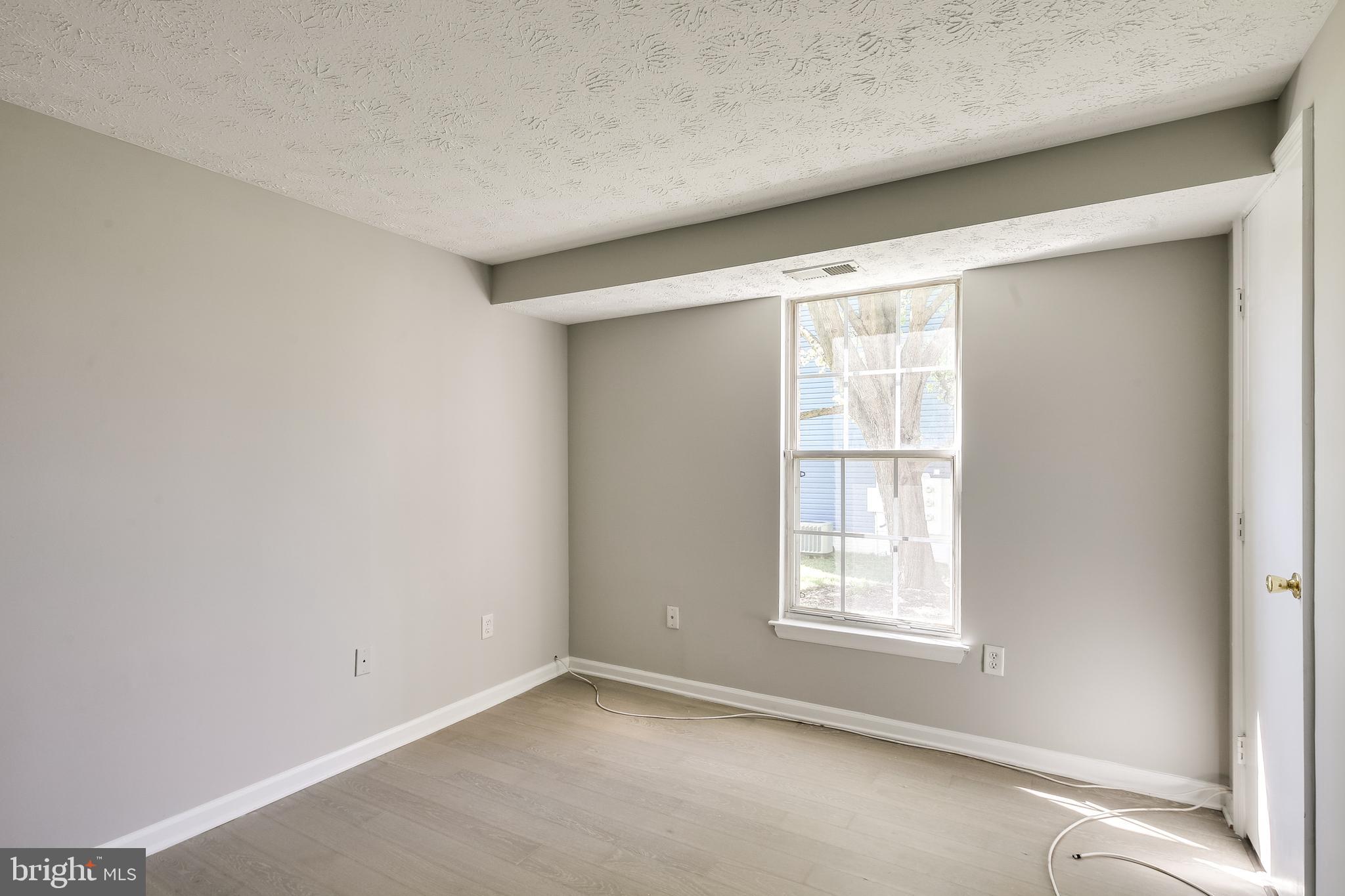 6375 Greenfield Road, Unit 1504 Elkridge, MD 21075 - Photo 18 of 27 Bedroom 2