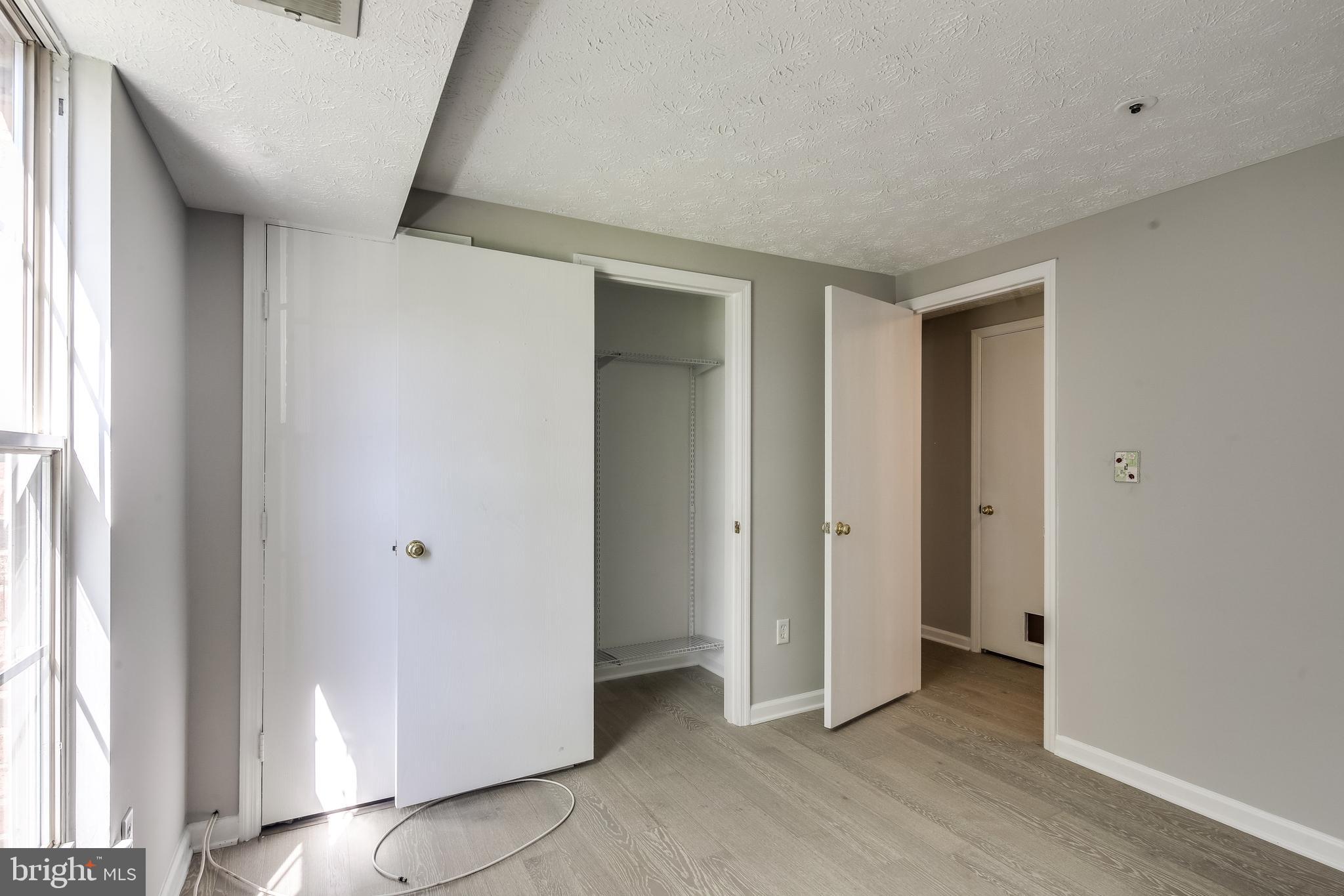 6375 Greenfield Road, Unit 1504 Elkridge, MD 21075 - Photo 20 of 27 Bedroom 2 w/walk-in closet