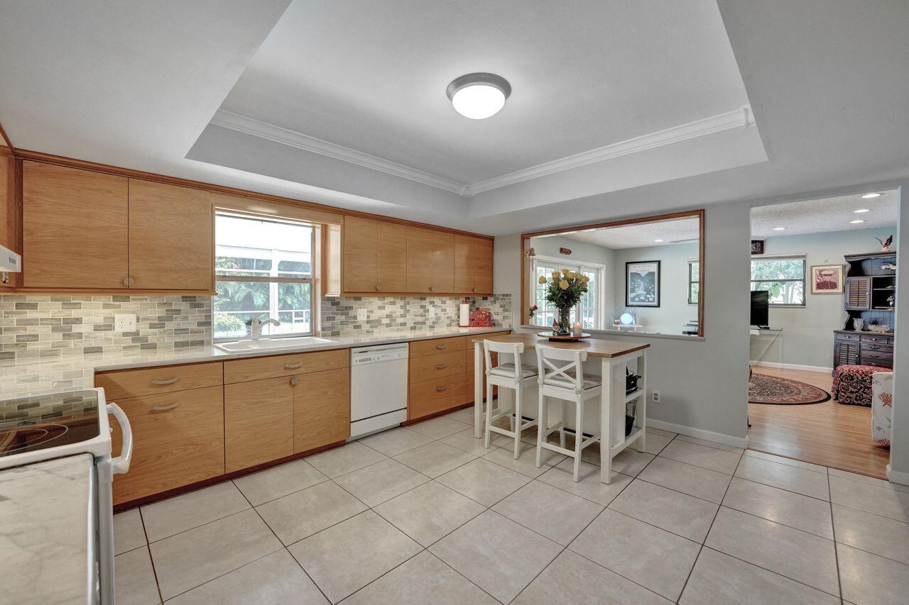 5154 Oak Hill Road Delray Beach, FL 33484 - Photo 7 of 27 RJP03102