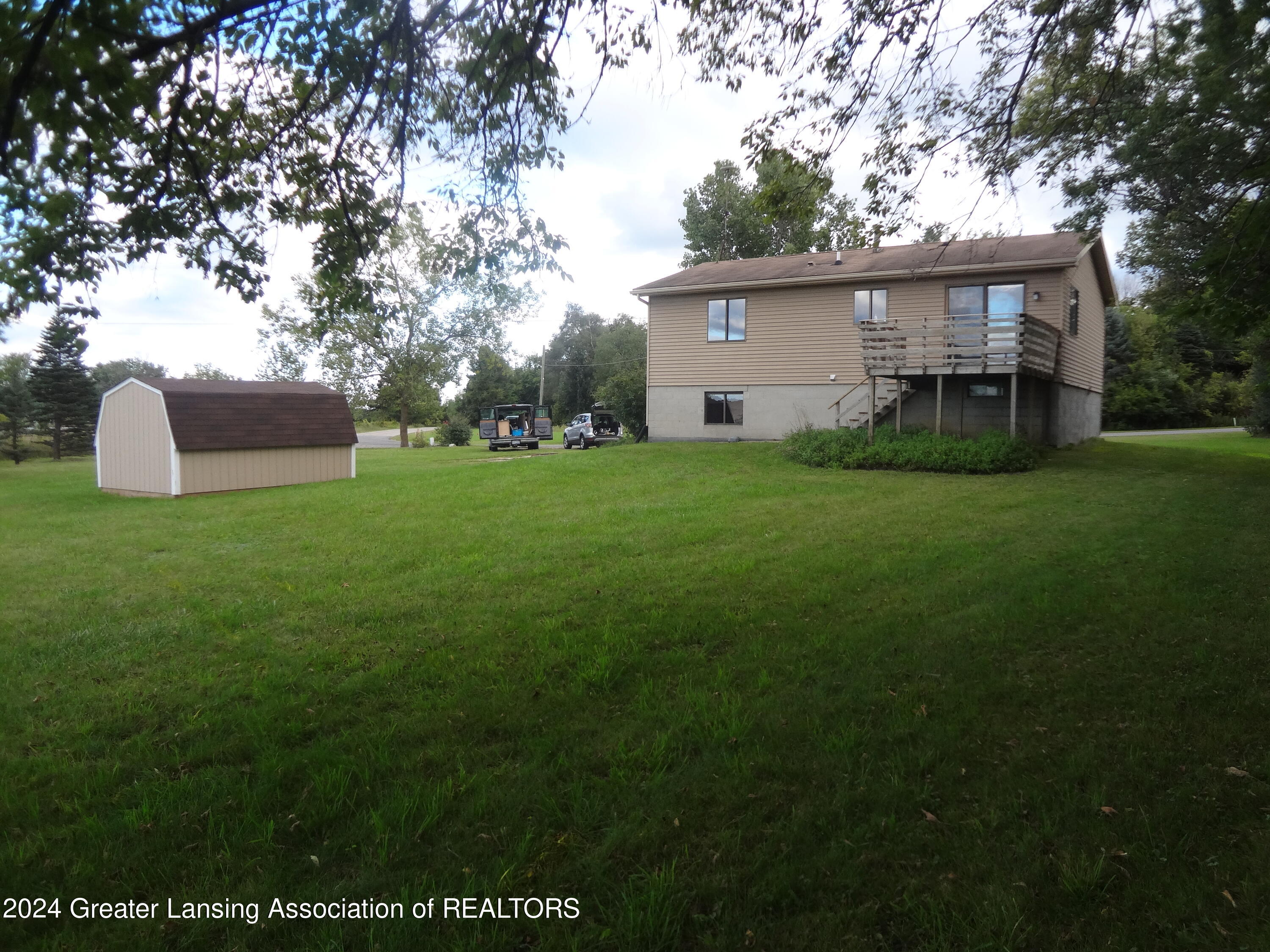 2532 Tomlinson Road Mason, MI 48854 - Photo 3 of 18 DSC04645