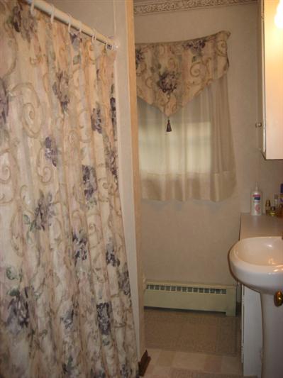 3522 North 3rd Street Clinton, IA 52732 - Photo 6 of 20 Gallery Image 6