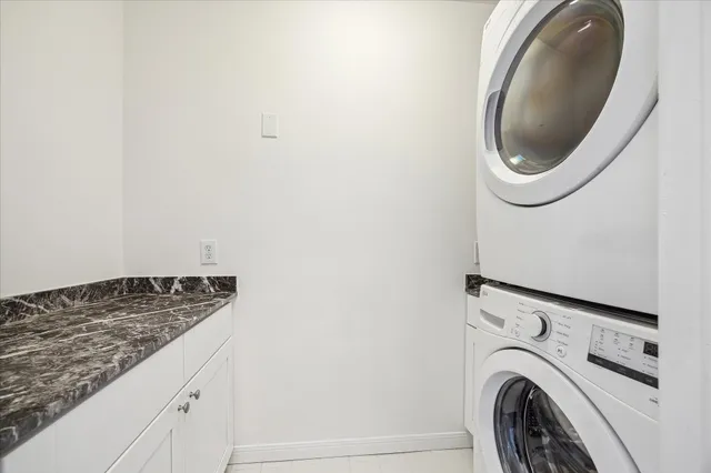 $2,995,000 | 3109 Avalon Place, Houston, TX 77019