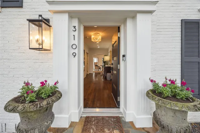 $2,995,000 | 3109 Avalon Place, Houston, TX 77019