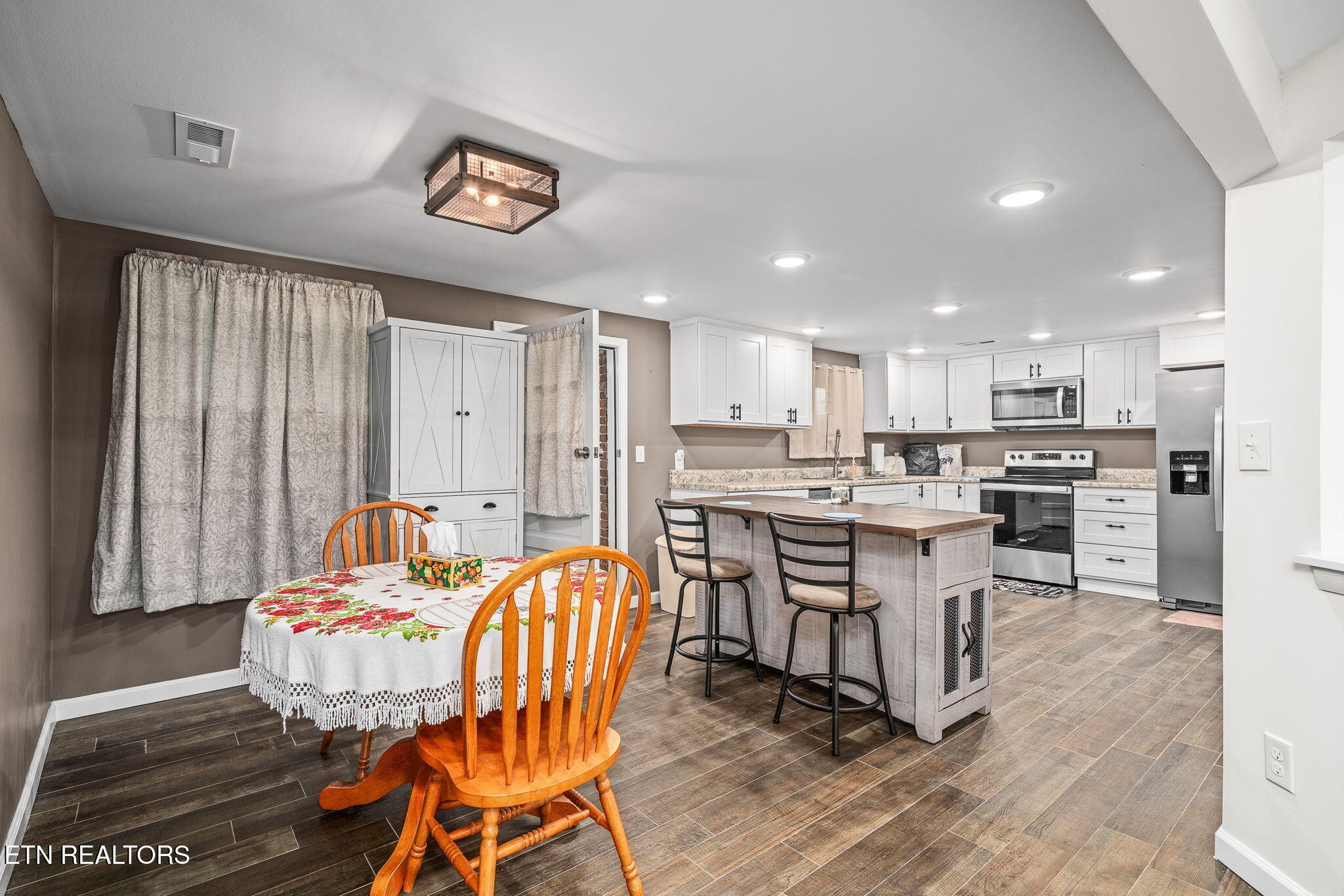 74 Farmer Road Crossville, TN 38571 - Photo 11 of 41