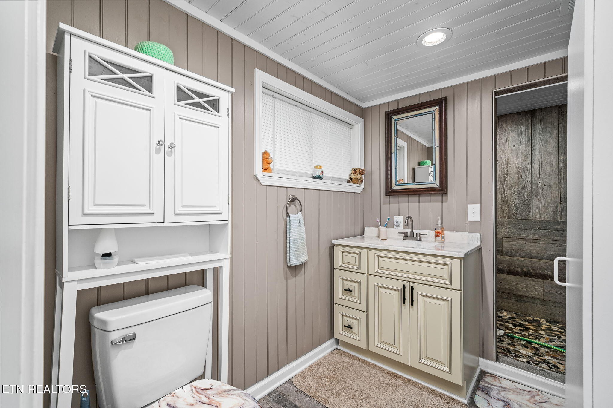 74 Farmer Road Crossville, TN 38571 - Photo 17 of 41