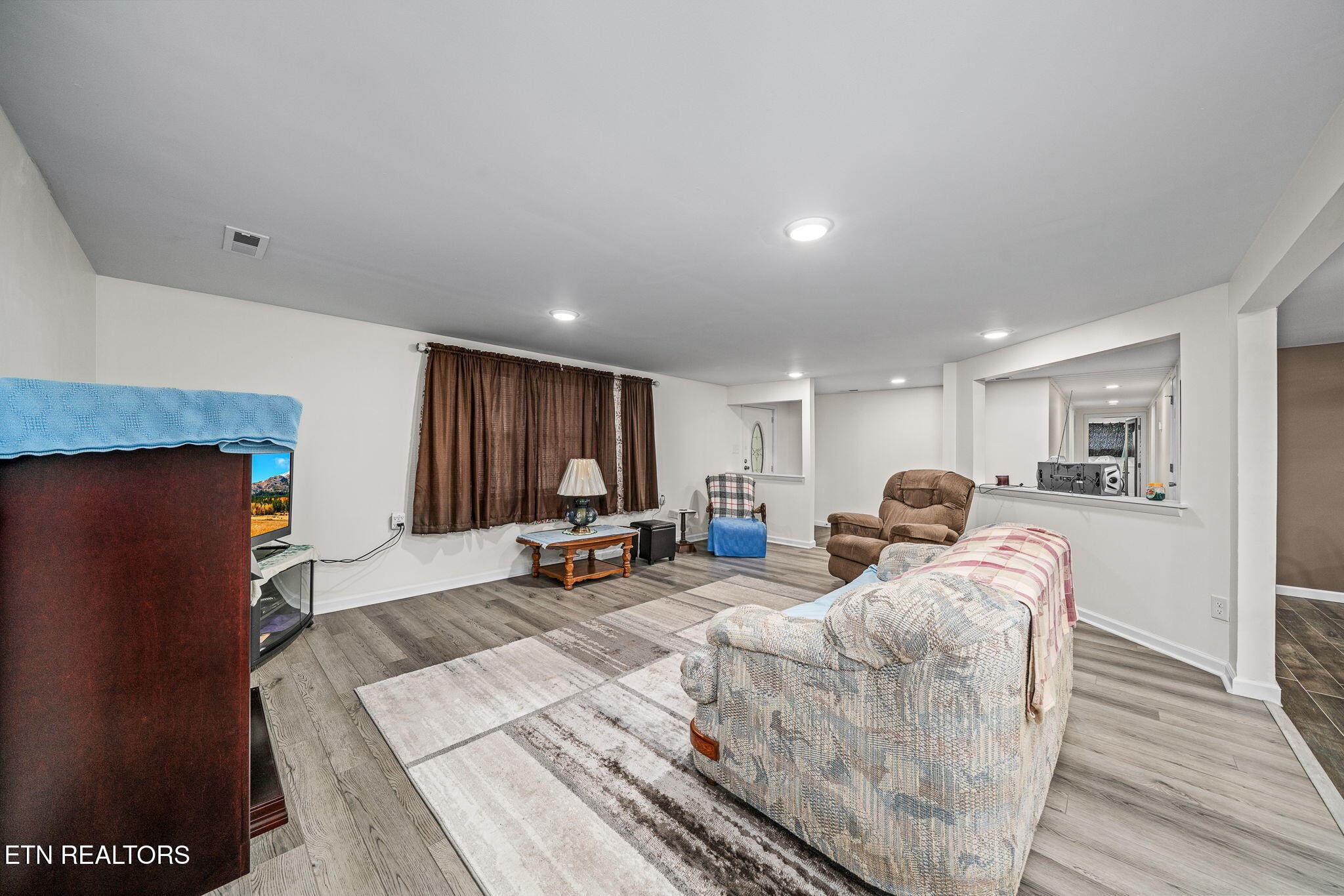 74 Farmer Road Crossville, TN 38571 - Photo 4 of 41