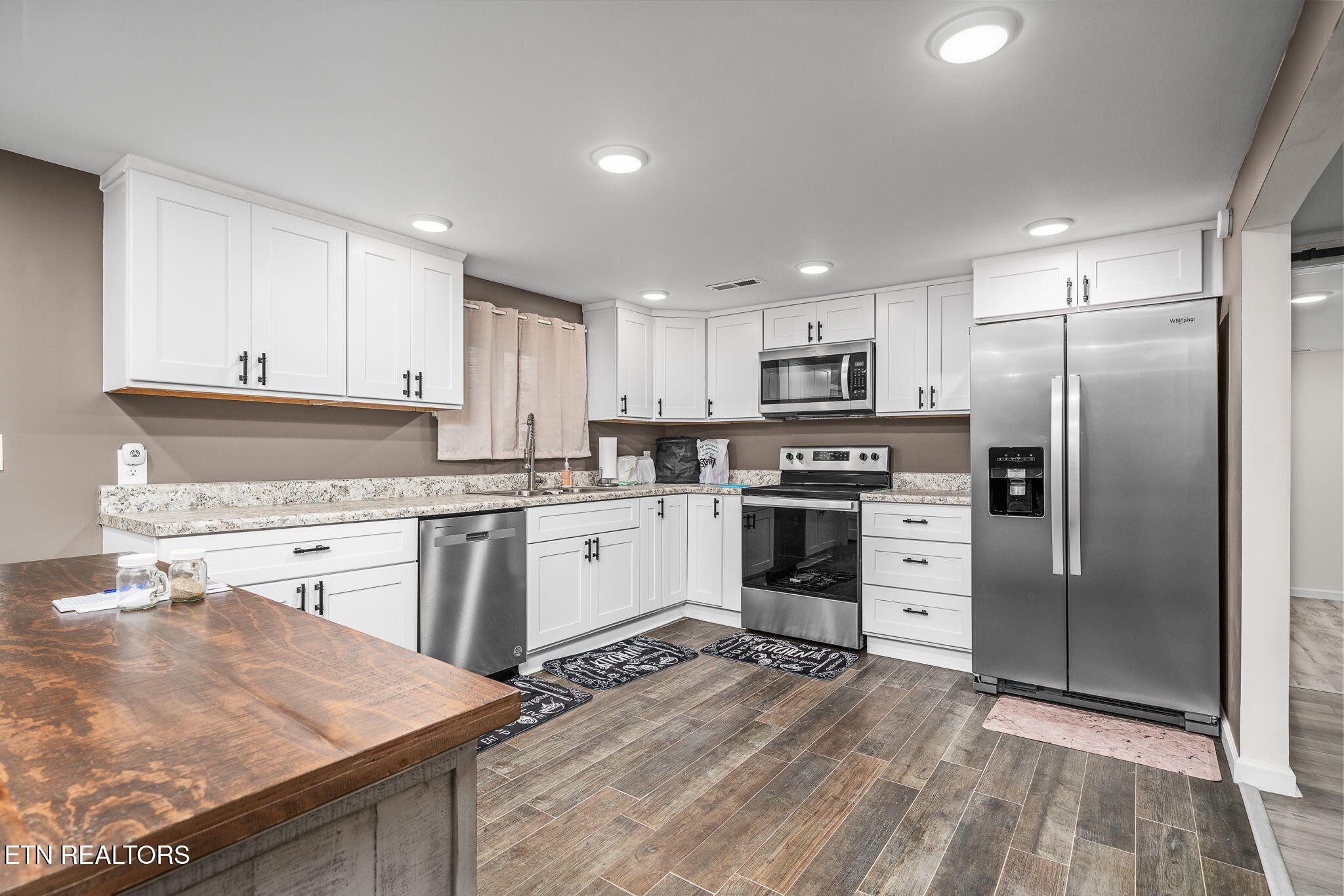 74 Farmer Road Crossville, TN 38571 - Photo 8 of 41